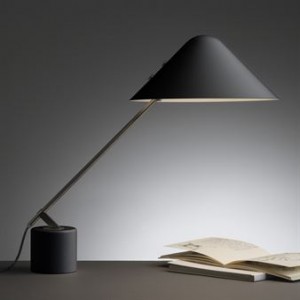 Swing VIP table lamp