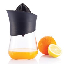 XD Design - Press Hand Juicer