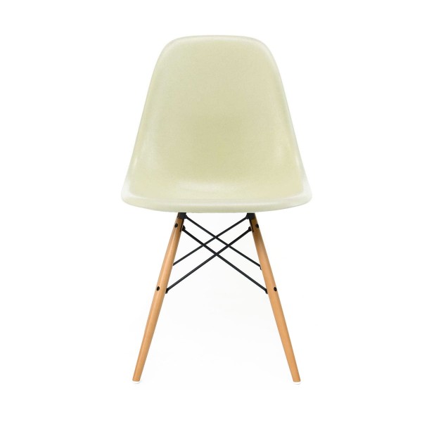 비트라 Eames fiberglass side chair dsw