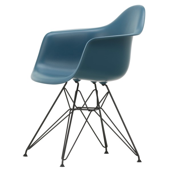 비트라 Eames plastic armchair dar